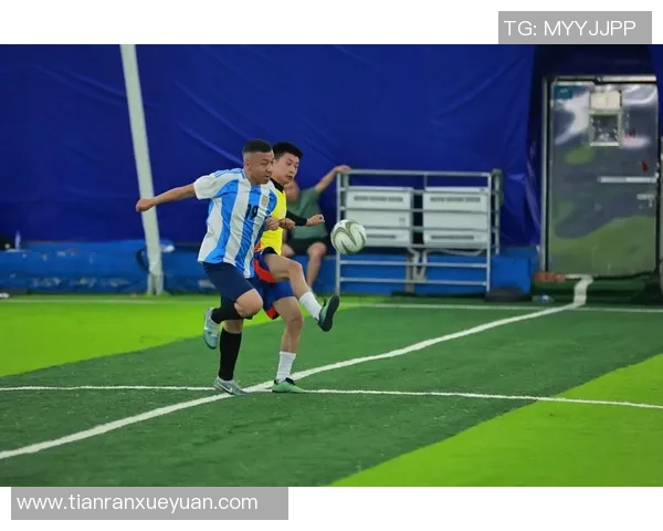 足球人彩带你领略足球世界的魅力与激情尽在每一场比赛的精彩瞬间